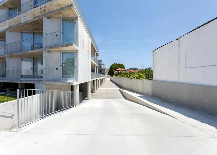 Hostwise - Bright Flat With Balcony And Garage Appartement Vila Nova de Gaia