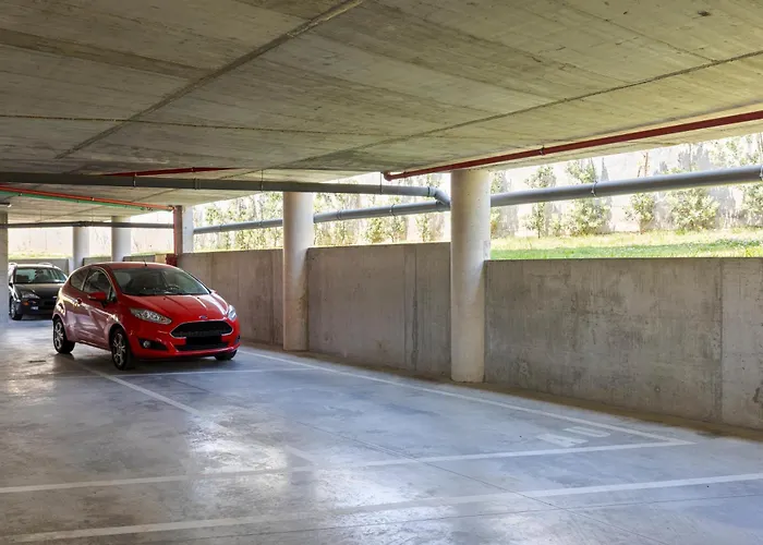 Hostwise - Bright Flat With Balcony And Garage *