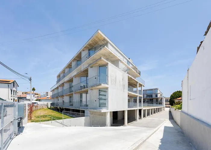 Appartement Hostwise - Bright Flat With Balcony And Garage