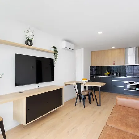 Hostwise - Bright Flat With Balcony And Garage Vila Nova de Gaia