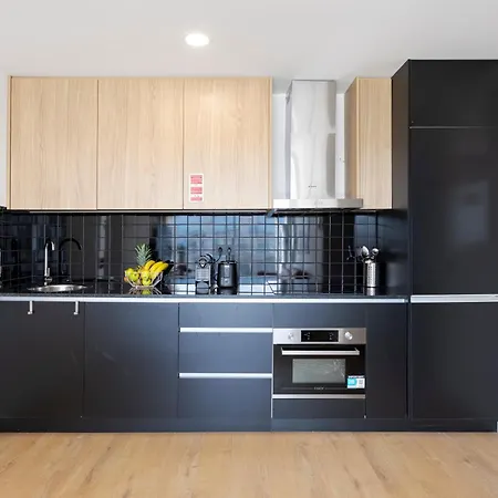 Appartement Hostwise - Bright Flat With Balcony And Garage Vila Nova de Gaia