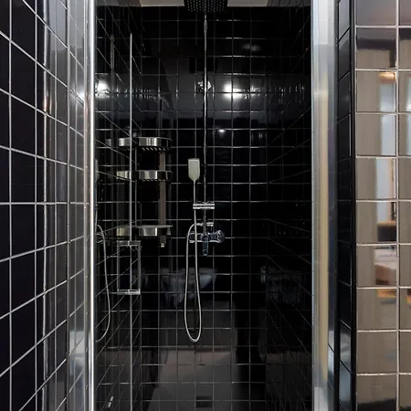 Hostwise - Bright Flat With Balcony And Garage Vila Nova de Gaia