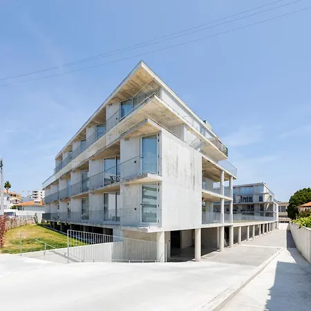 Apartamento Hostwise - Bright Flat With Balcony And Garage