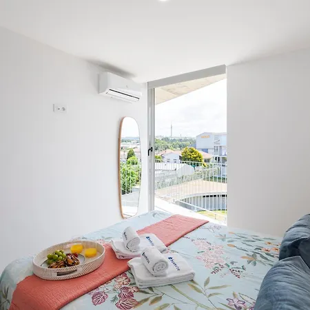 Hostwise - Bright Flat With Balcony And Garage Appartement Vila Nova de Gaia