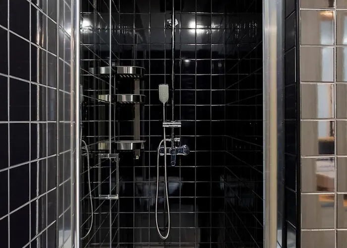 Hostwise - Bright Flat With Balcony And Garage Vila Nova de Gaia