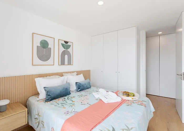 Hostwise - Bright Flat With Balcony And Garage Apartman Vila Nova de Gaia