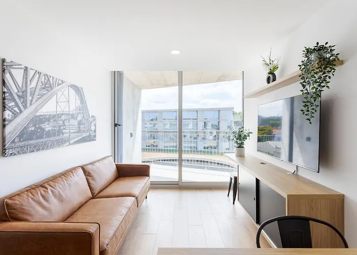 Hostwise - Bright Flat With Balcony And Garage Vila Nova de Gaia